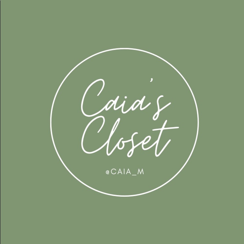 Meet your posher, Caia✨